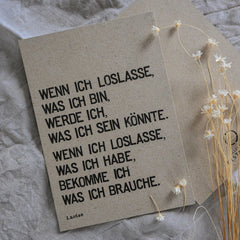 Postkarte "Wenn ich loslasse" gestempelter Spruch