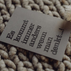 Postkarte "Es kommt anders" gestempelter Spruch