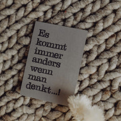 Postkarte "Es kommt anders" gestempelter Spruch