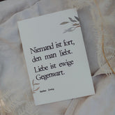 Postkarte "Liebe ist ewige Gegenwart" gestempelter Spruch