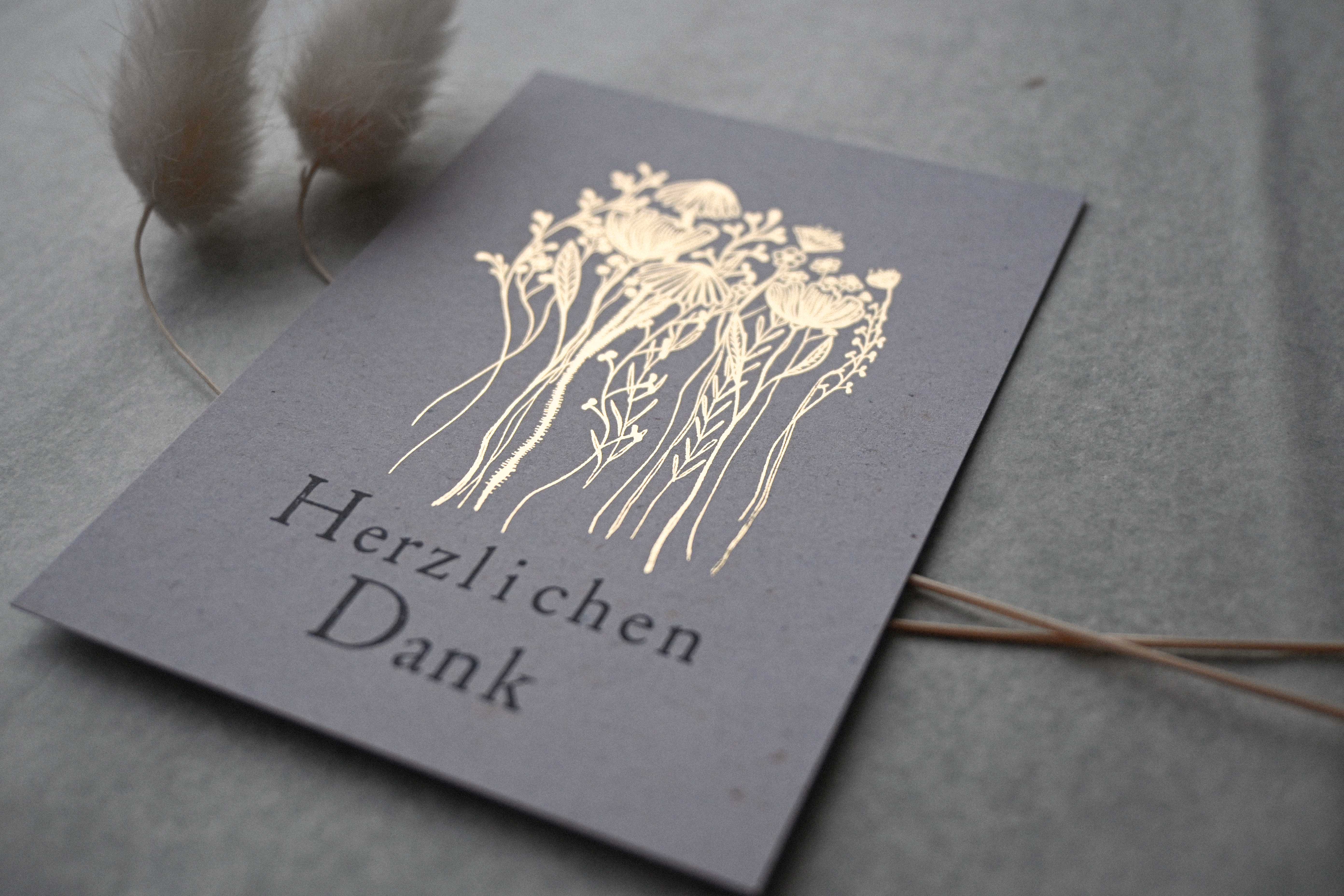 Kleine Karte "Herzlichen Dank" mit Illustration Blumen Gold 